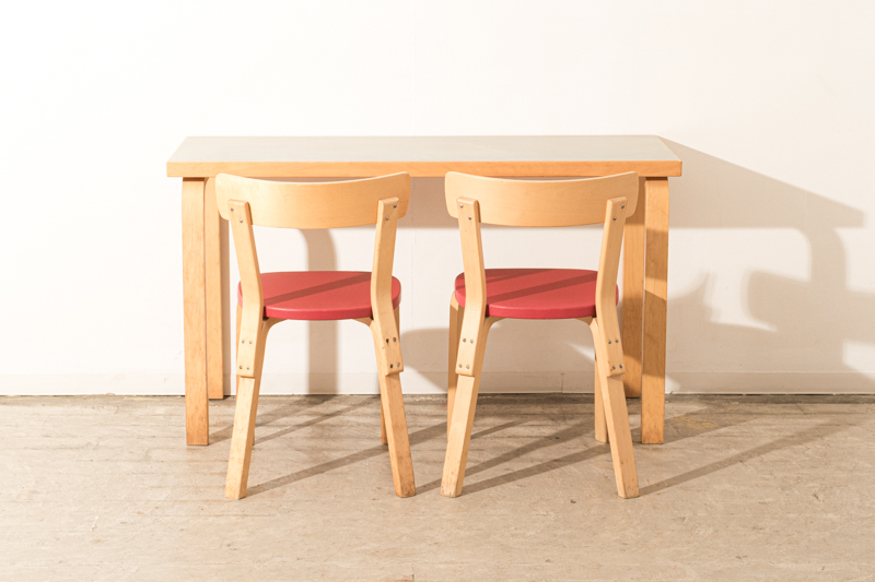 北欧家具 talo フィンランド製 アルヴァ・アアルト ダイニングテーブル