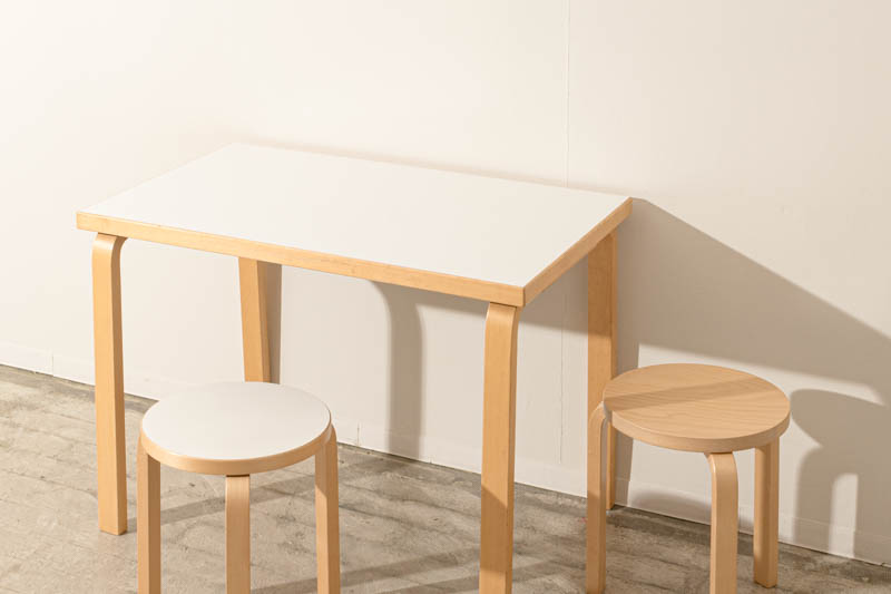 北欧家具　artek　アルヴァ・アアルト　テーブル