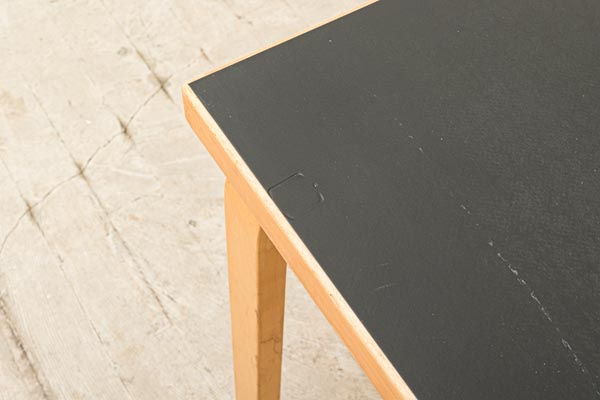 Aalto リノリウム　ブラック Artek（アルテック）90A テーブル ブラック リノリウム｜Alvar