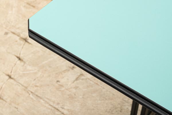 北欧家具　ウリヨ・クッカプーロ　テーブル