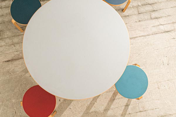 北欧家具　artek　アルヴァ・アアルト　テーブル