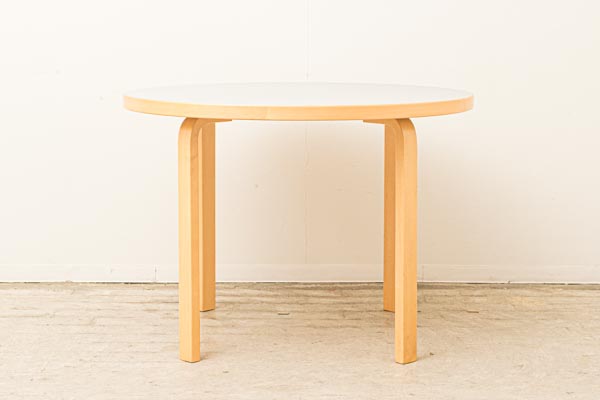北欧家具　artek　アルヴァ・アアルト　テーブル