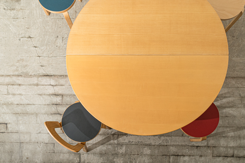 北欧家具　artek　アルヴァ・アアルト　テーブル