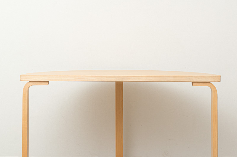 北欧家具　artek　アルヴァ・アアルト　テーブル