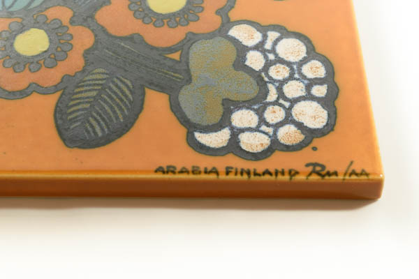 北欧雑貨 フィンランド ARABIA アラビア ビンテージ　Raija Uosikkinen黄色い色花の陶板 