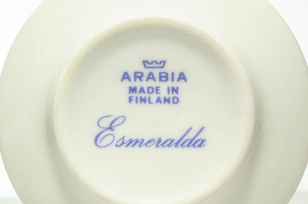 北欧雑貨　Finland ARABIA　esmeralda Richard Lindh Laila Hakala カップ＆ソーサー